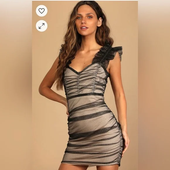 Elegant Black and Cream‎ Women's Dress - Picture 2 of 12